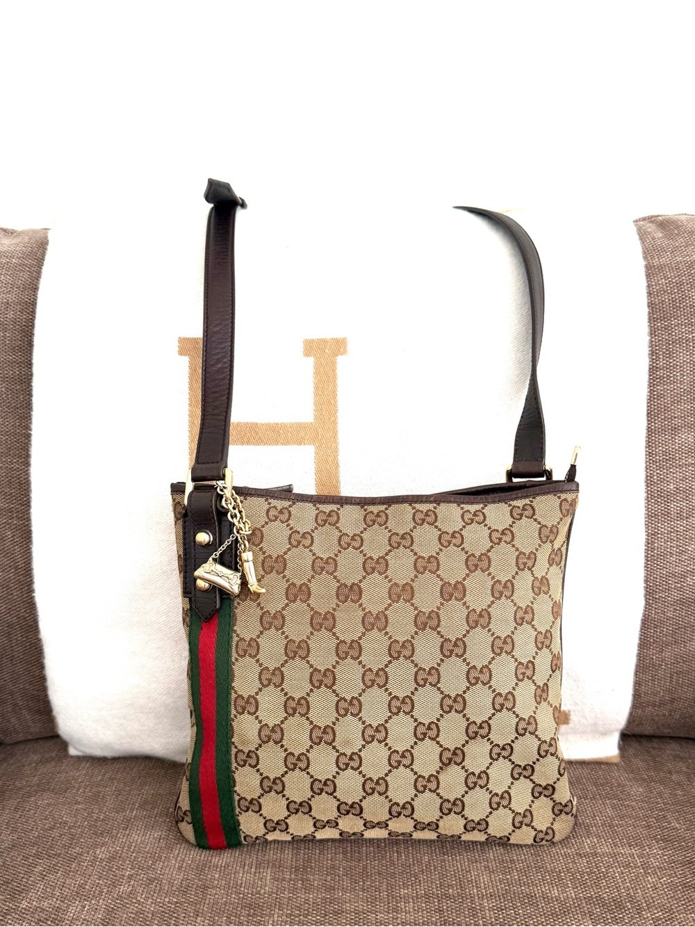 Gucci authentic brown monogram canvas crossbody bag red green accents w leather